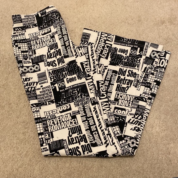 Urban Outfitters Newsprint Flares - Picture 6 of 6